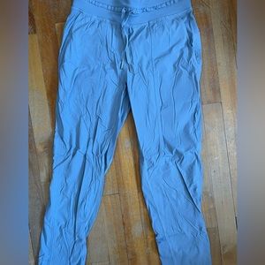Lululemon Dance Studio Joggers Crop
